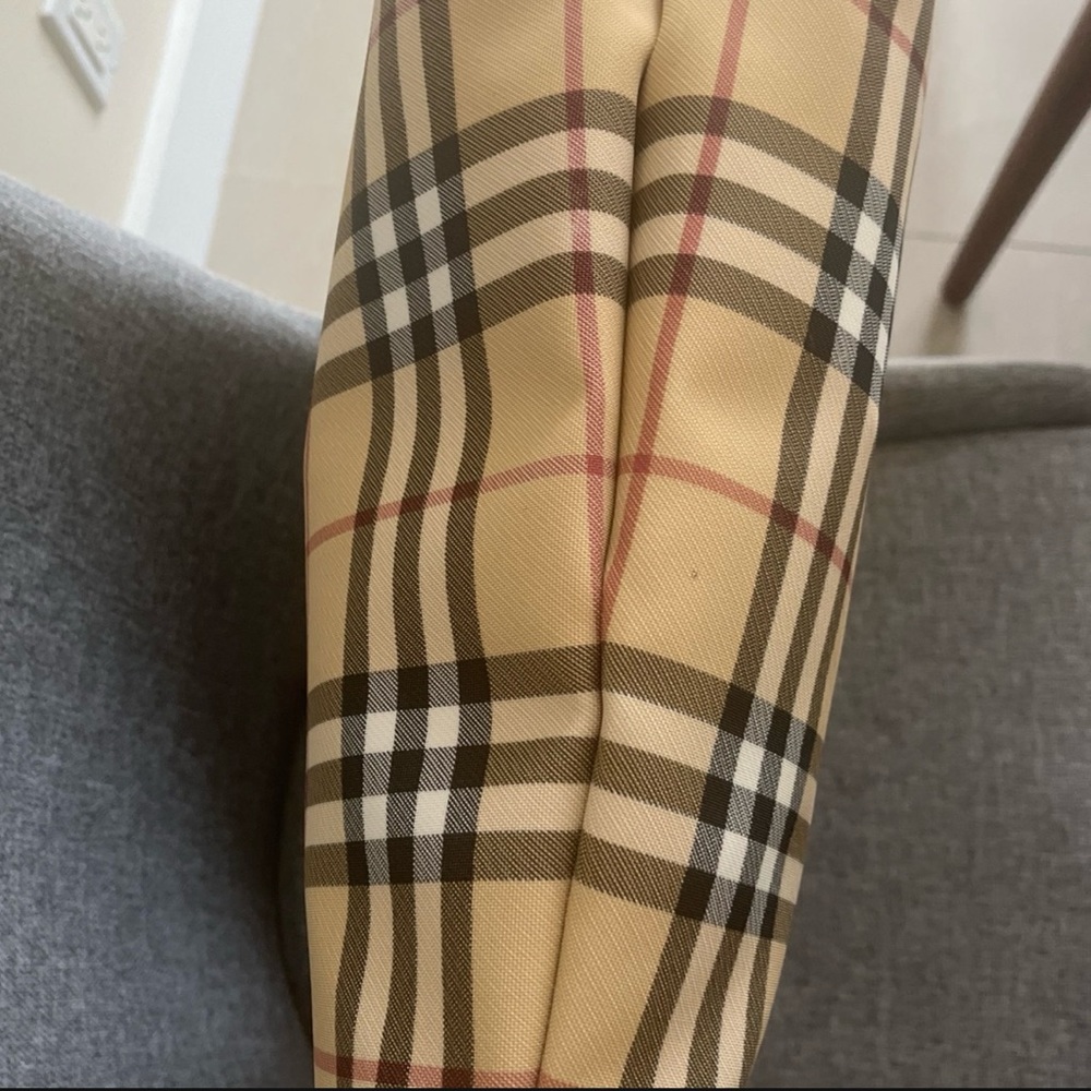 Authentic Burberry nova check tote bag used in very good condition - Picture 6 of 11